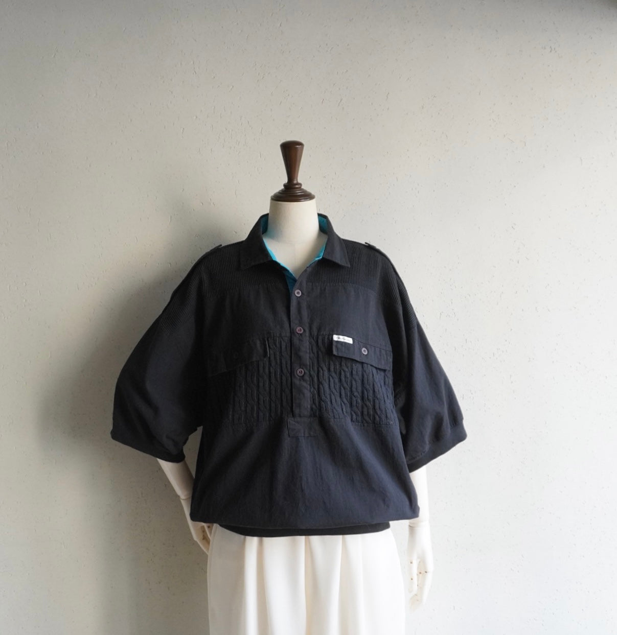 90s Black x Blue Design Top