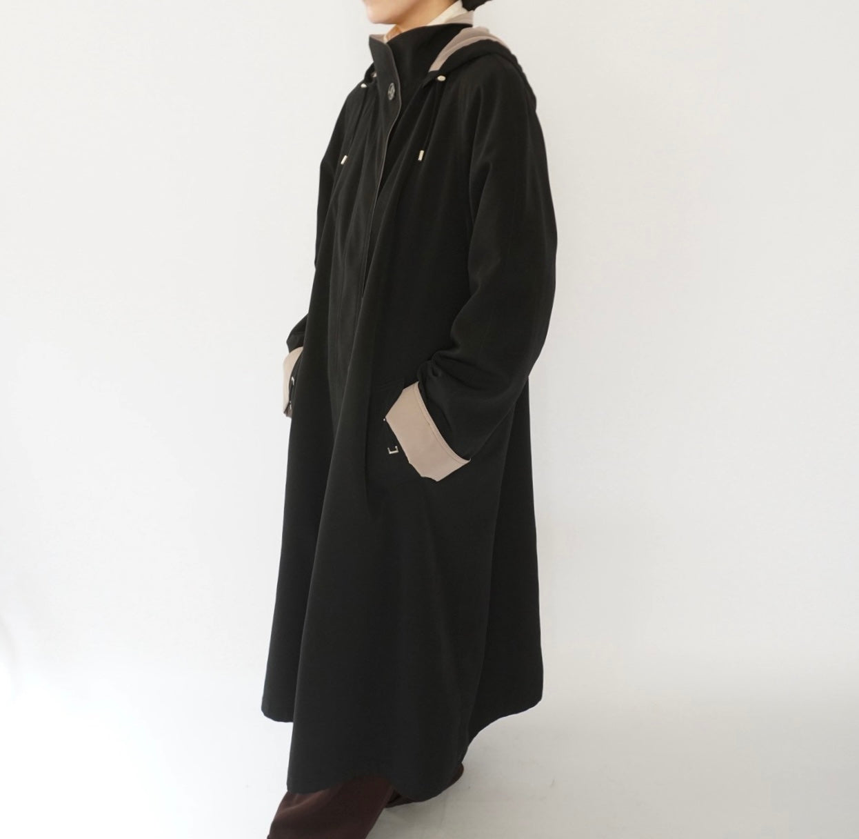 90s Black Light Coat