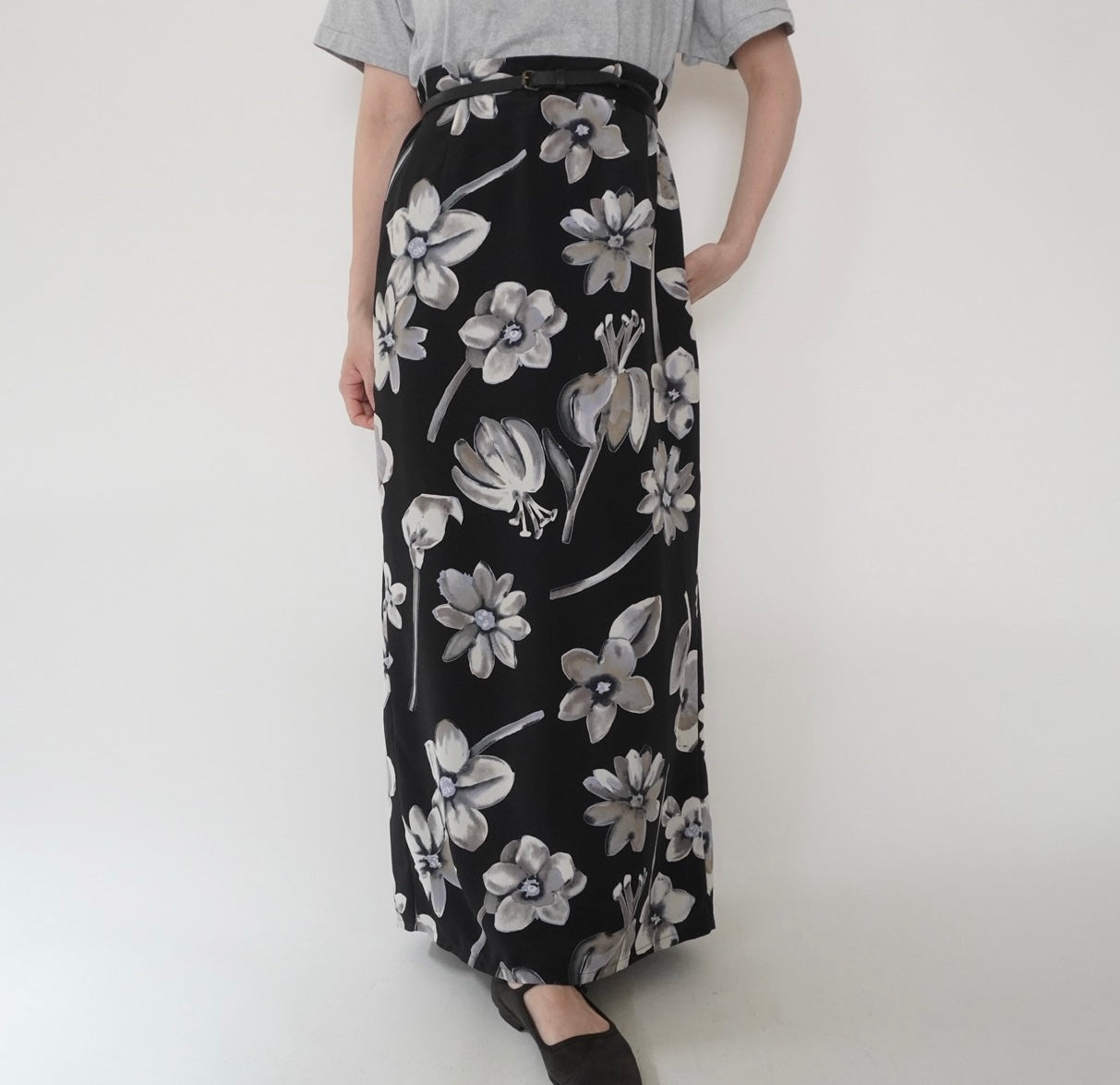 90s EURO Floral Print Skirt
