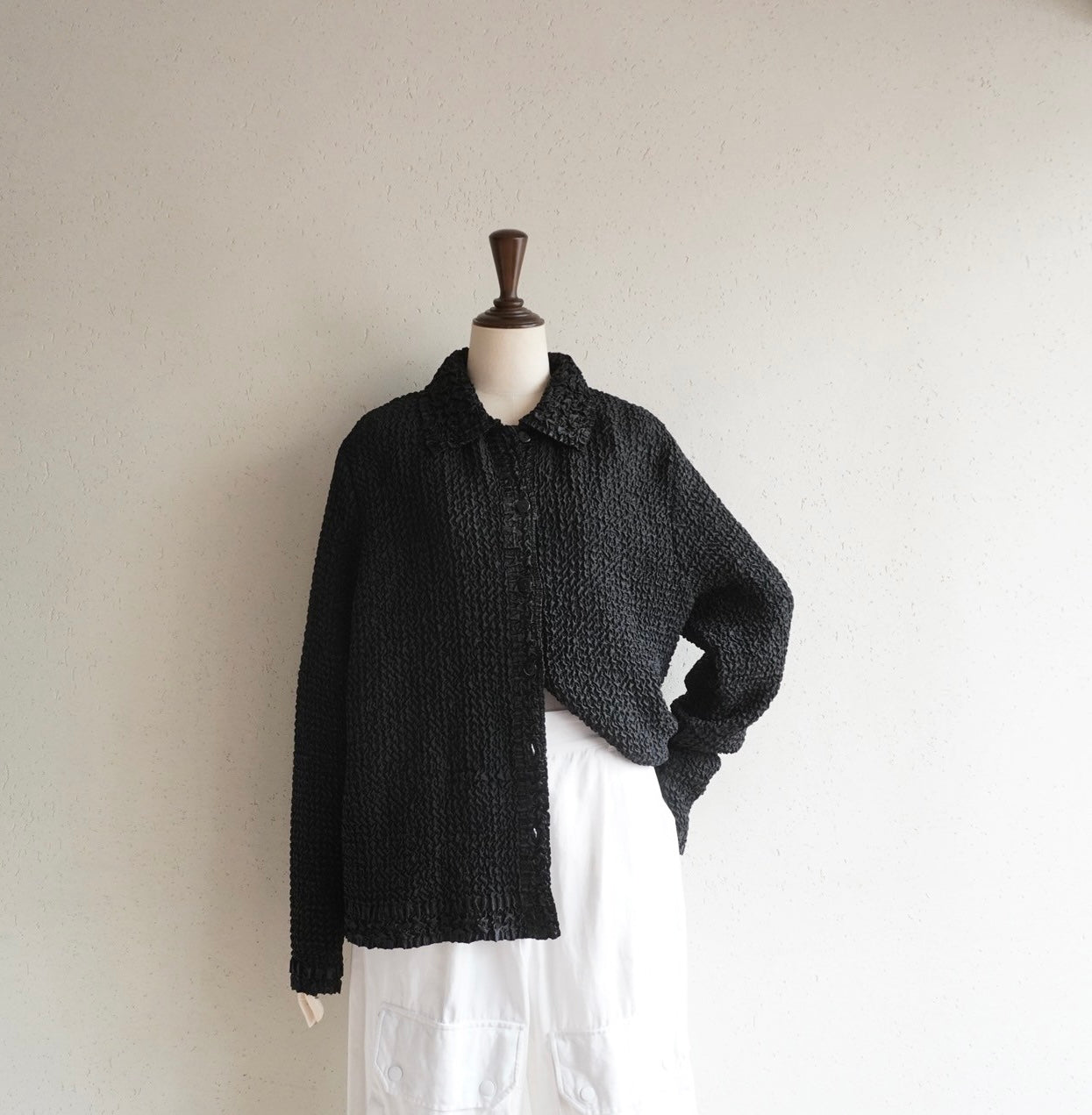 90s Black Shirt