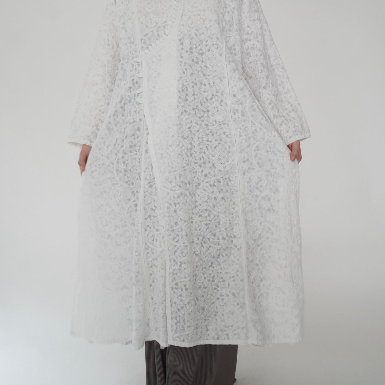 80s Embroidery Dress