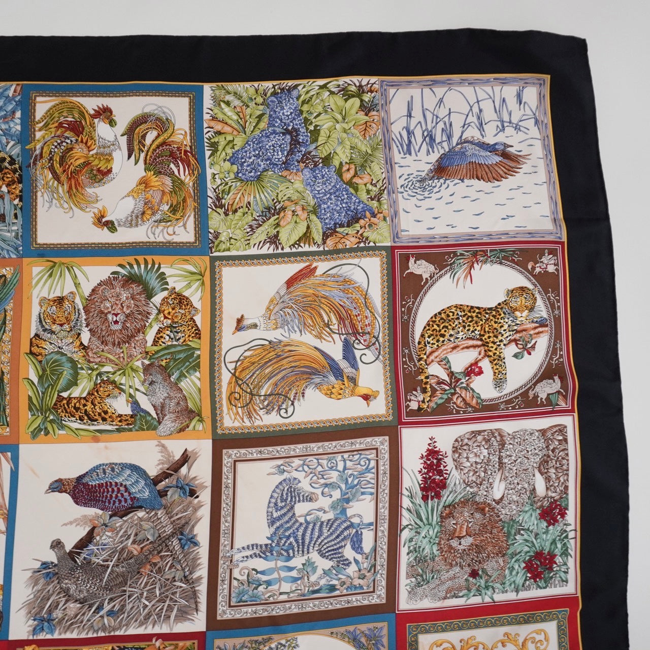 "Salvatore Ferragamo"Silk Scarf Made in Italy