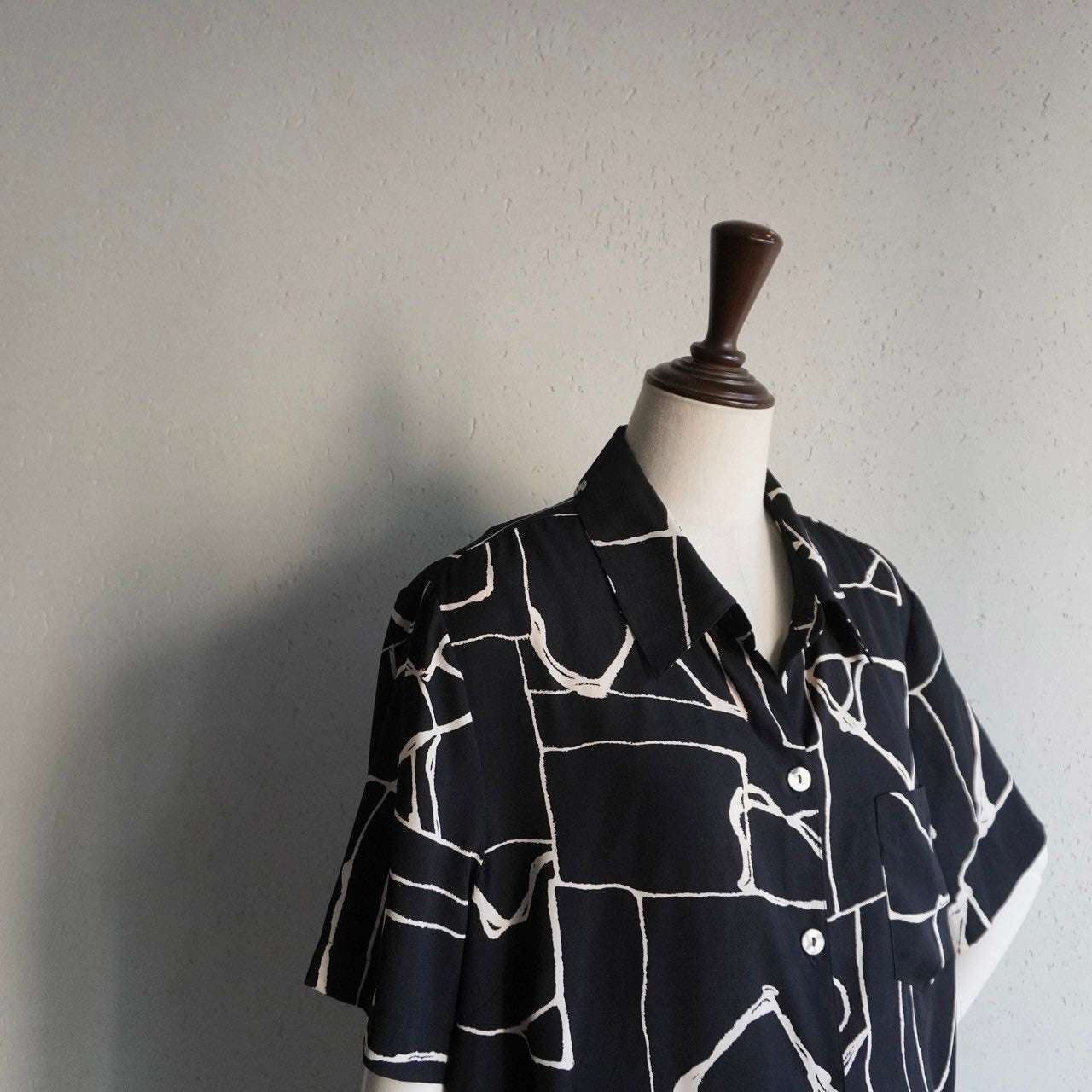 90s Printed Shirt