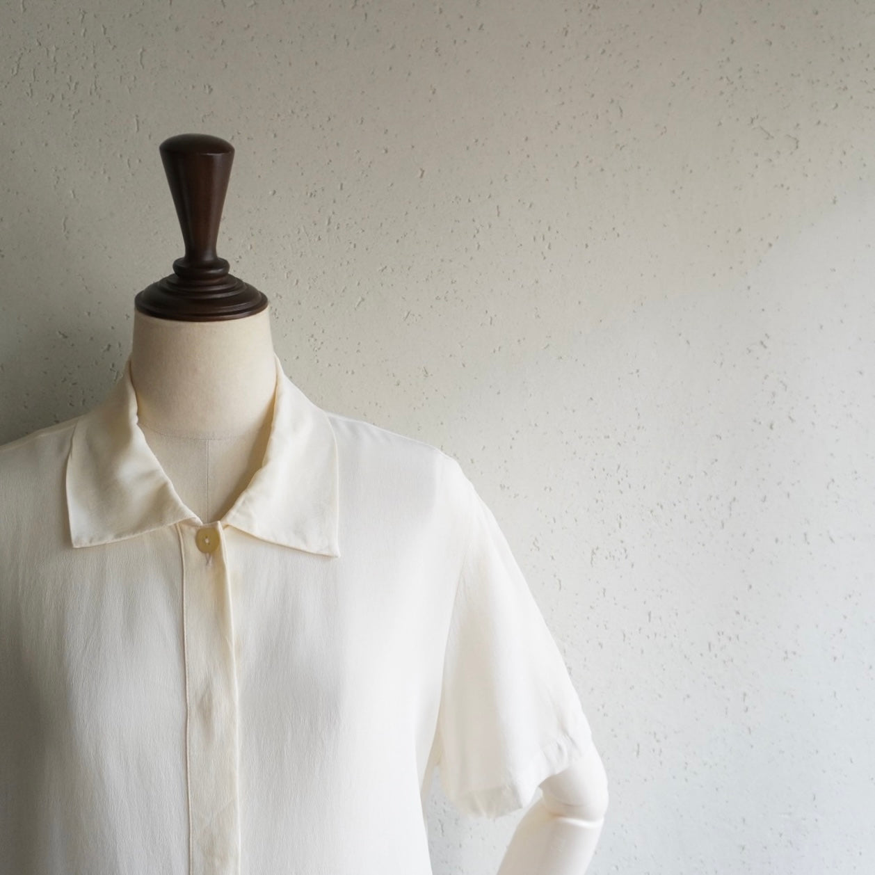 80s Ivory Shirt