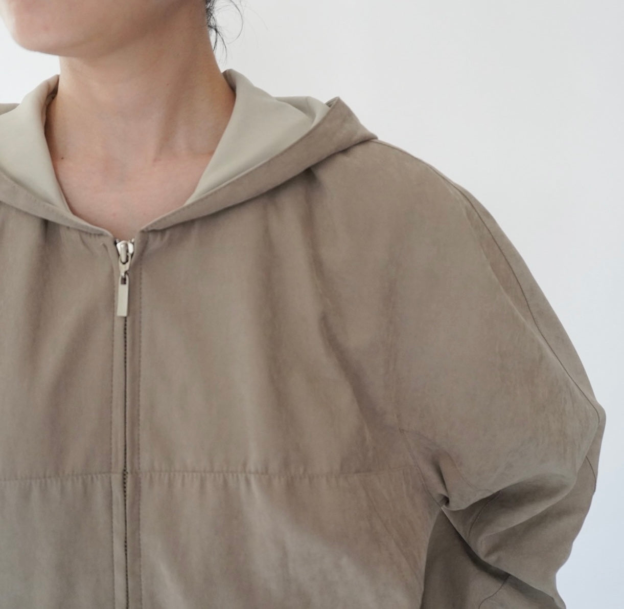 90s Hooded Light Jacket