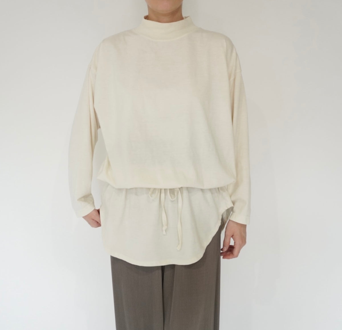 90s Ivory Design Top