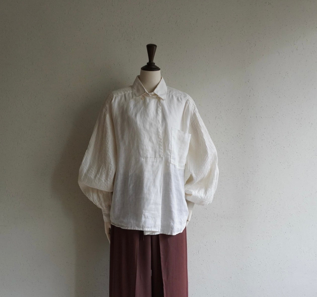 90s Pleated Pullover Shirt