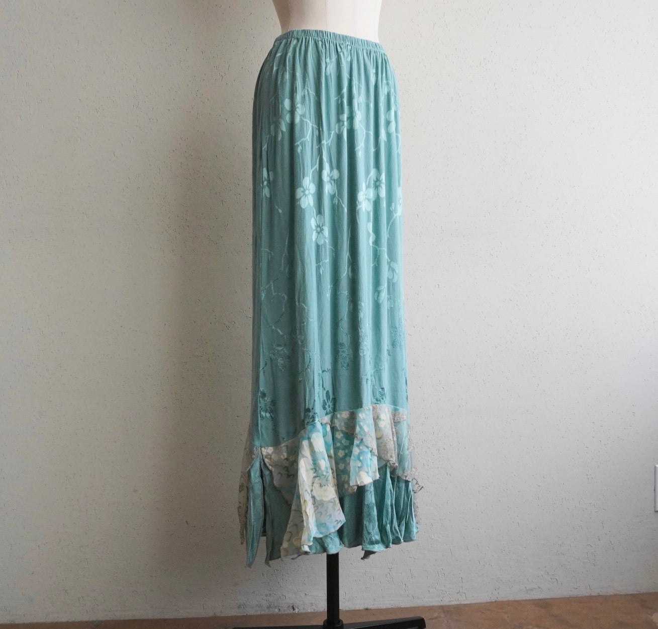 80s Lace Design Skirt Made in USA