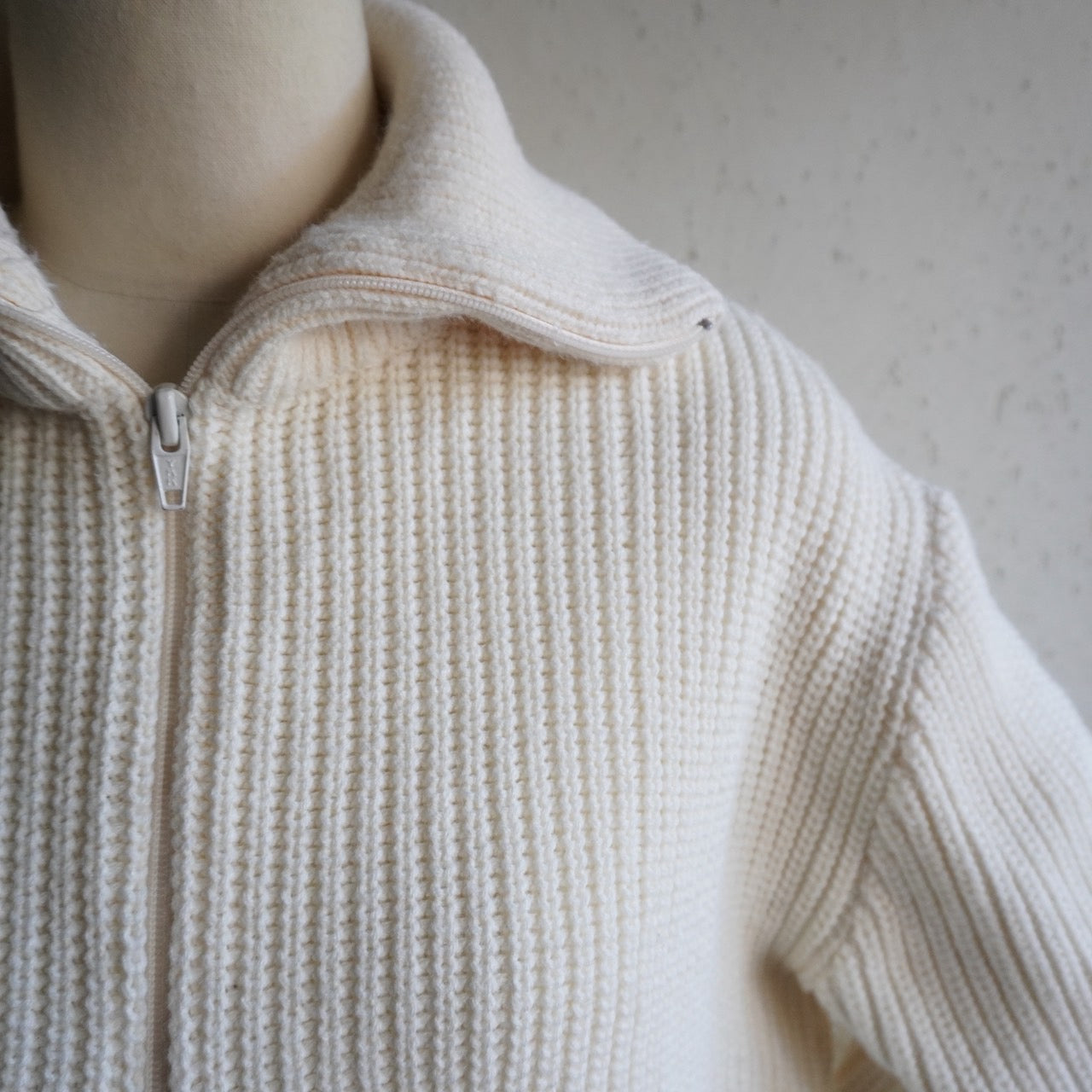 90s Zip Knit