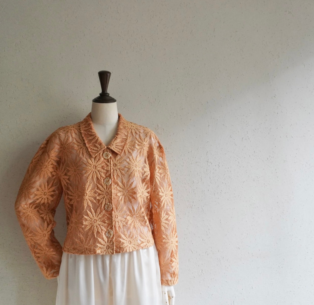 90s Flower Design Shirt