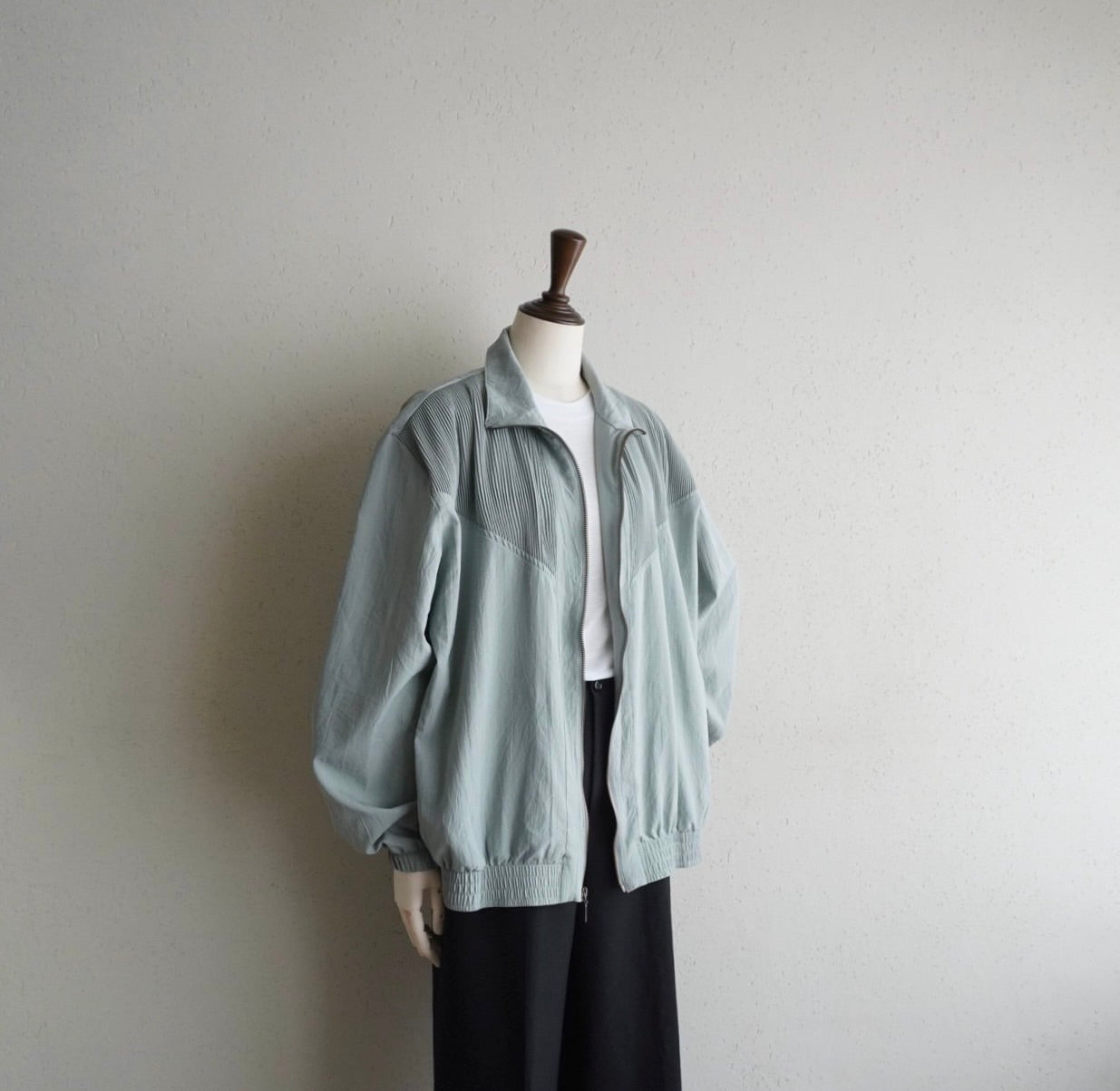 90s Design Light Jacket