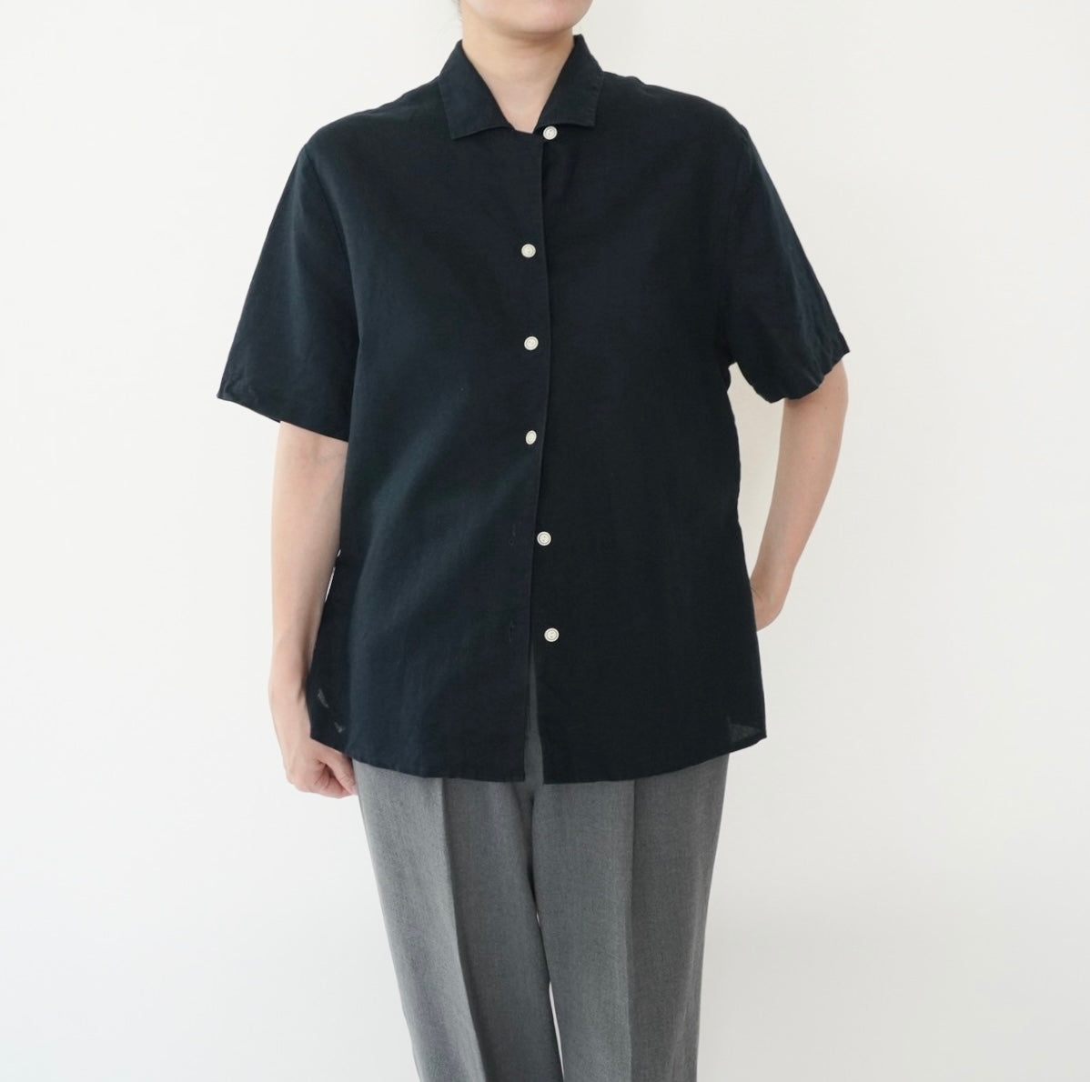90s Navy Linen Shirt