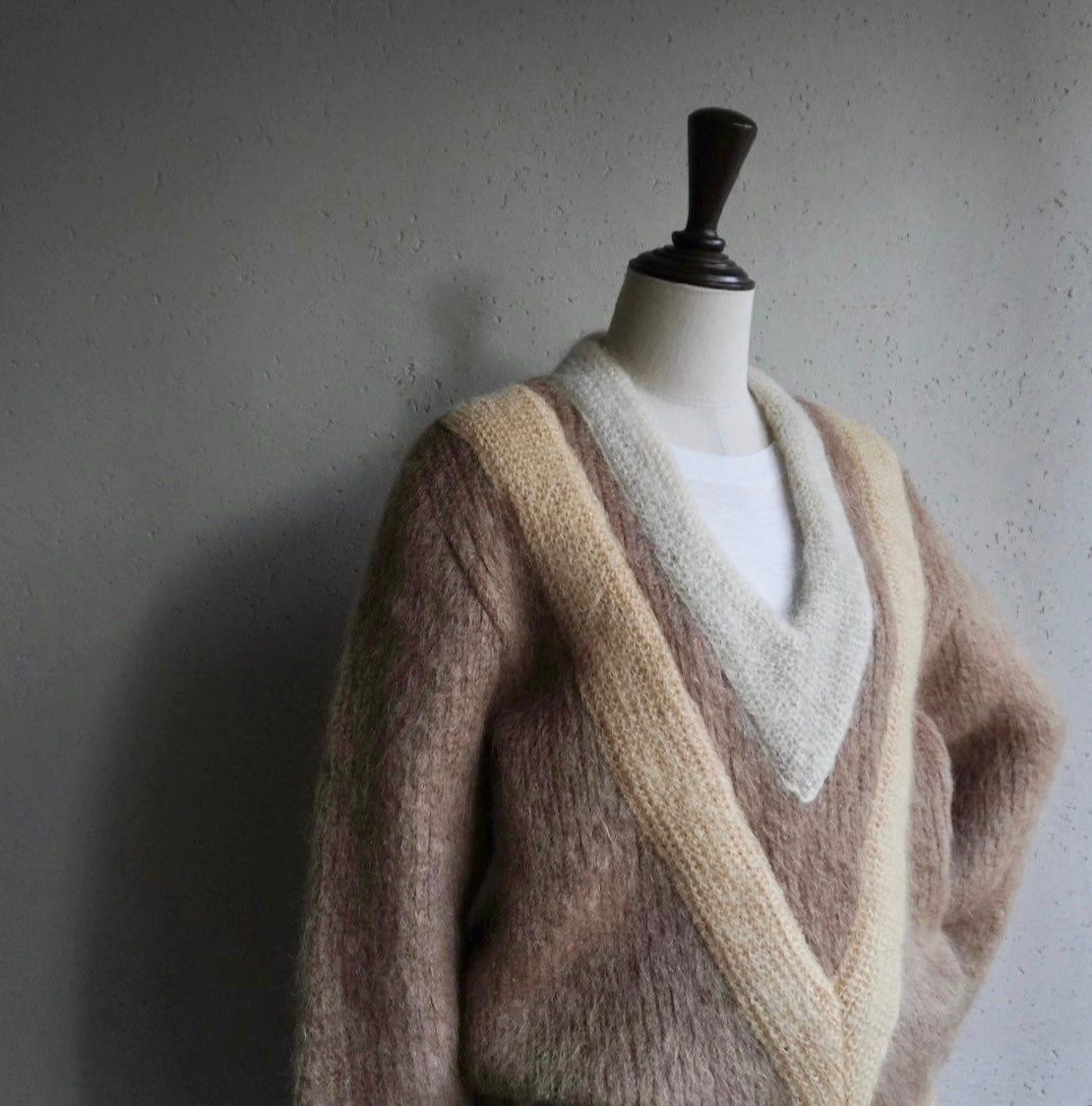 70s V Neck  Mohair Knit
