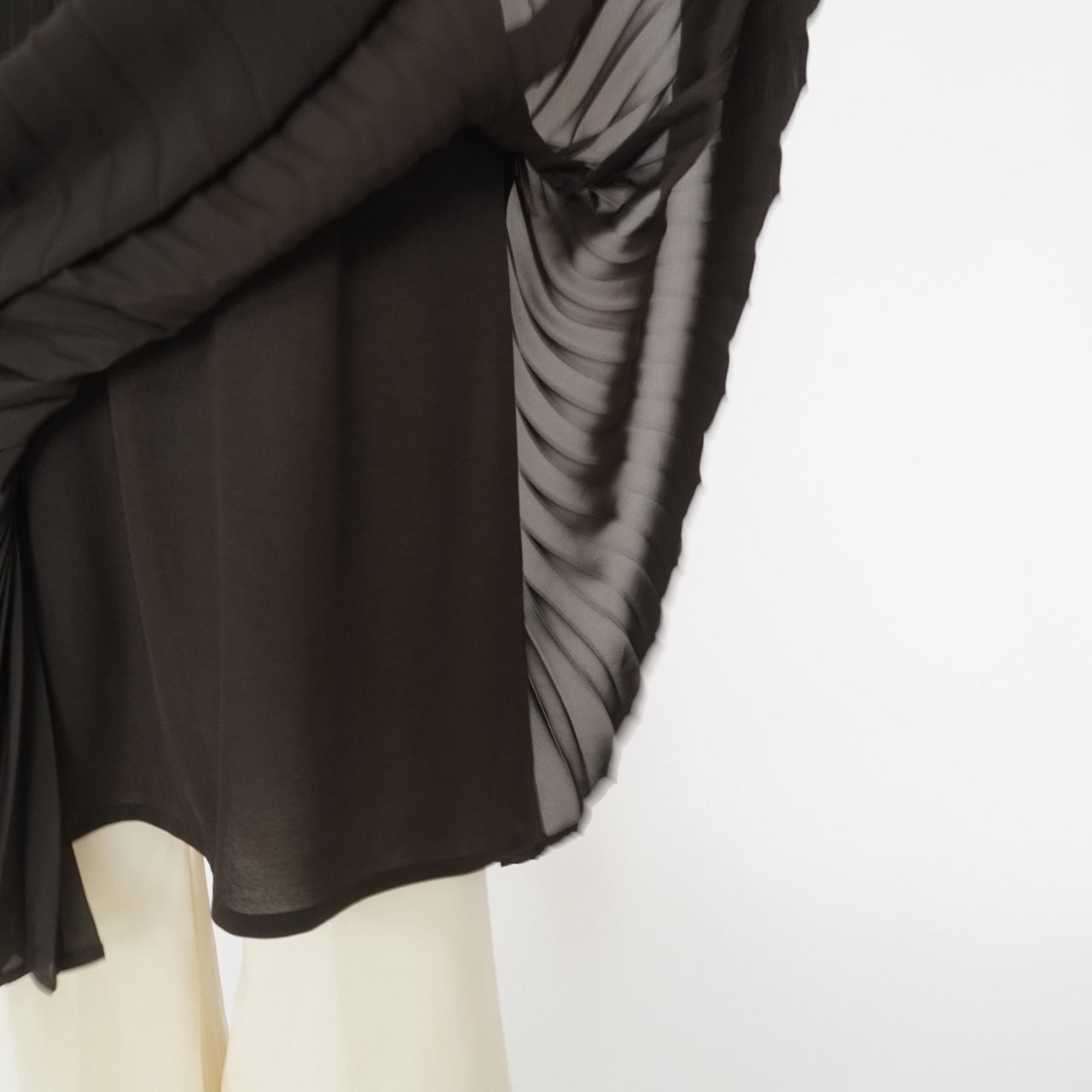 90s "BENETTON" Pleated Design Skirt Made in Italy