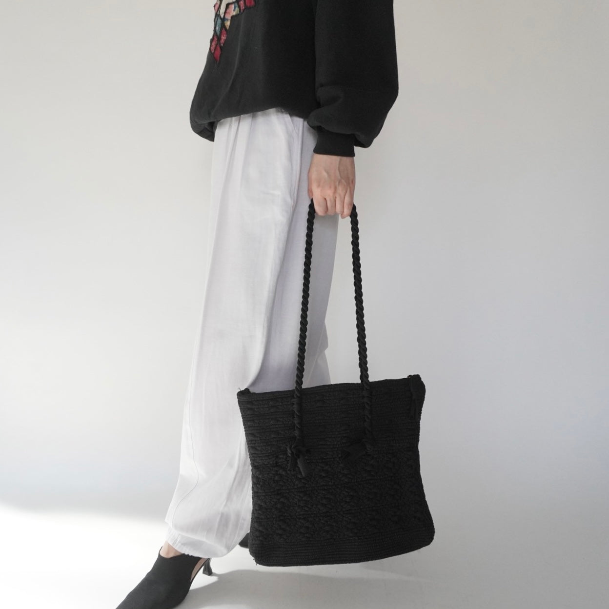 40s Woven Black Bag
