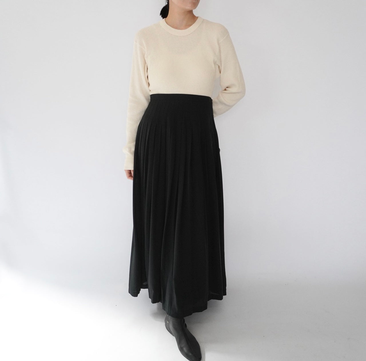 90s "Saks Fifth Avenue" Silk Pleats Skirt