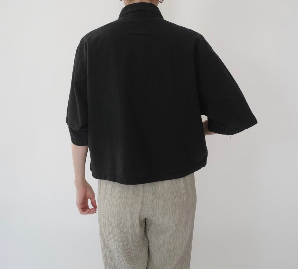 90s Black Shirt