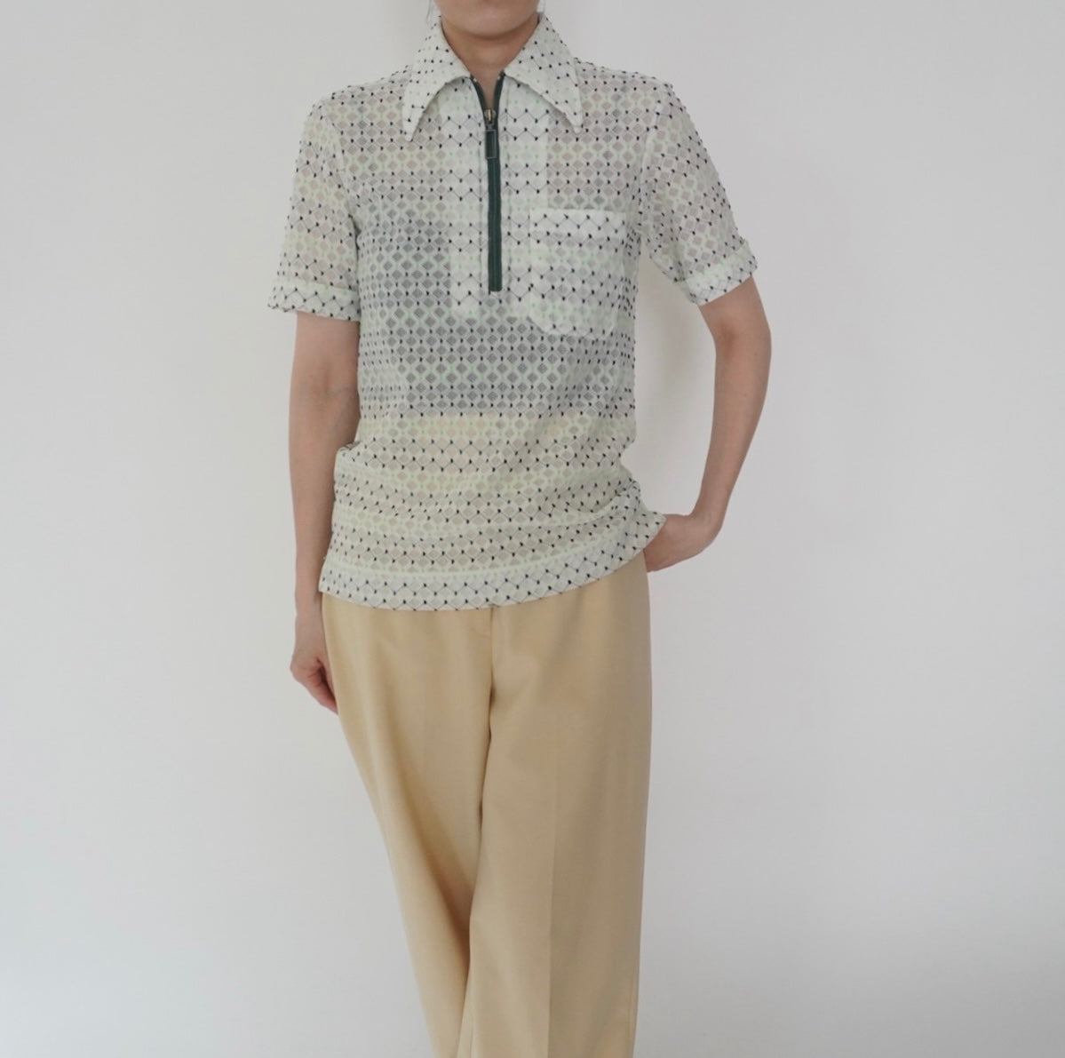 70s Pattern Zip Top