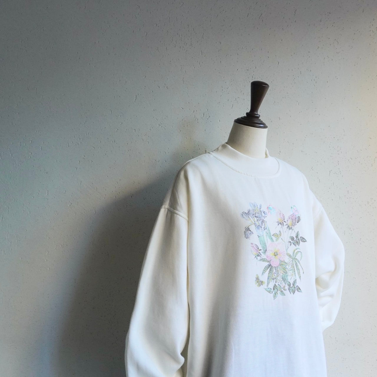 90s Printed Embroidery Sweater