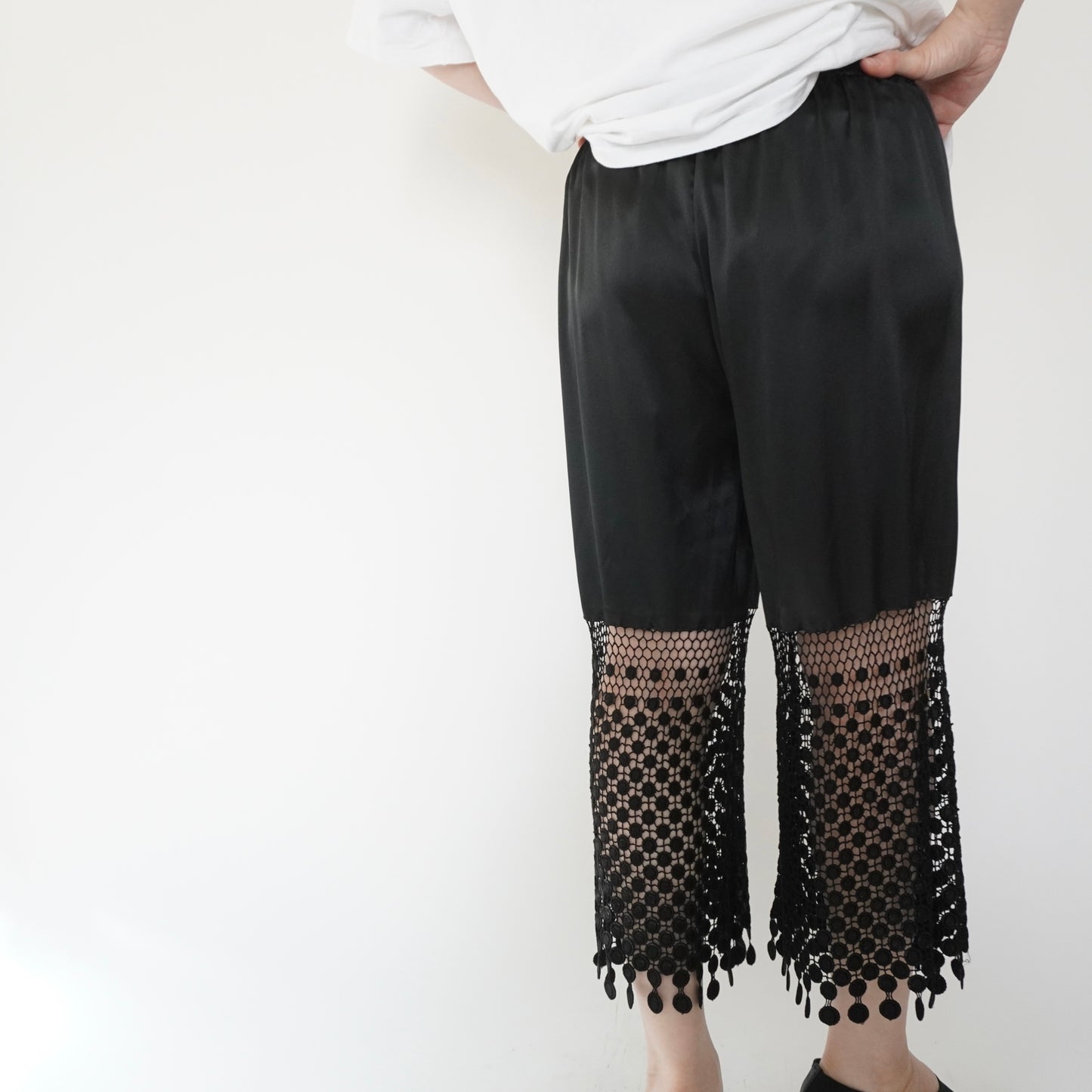 90s Crochet Design Pants