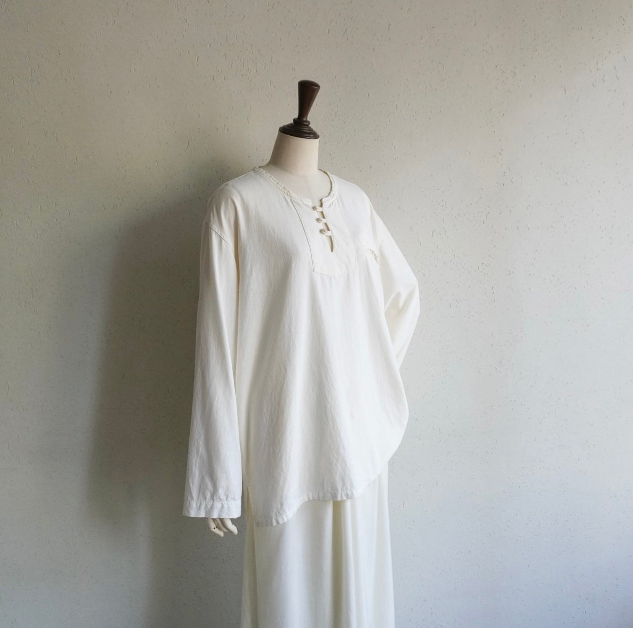 90s Design Ivory Cotton Top