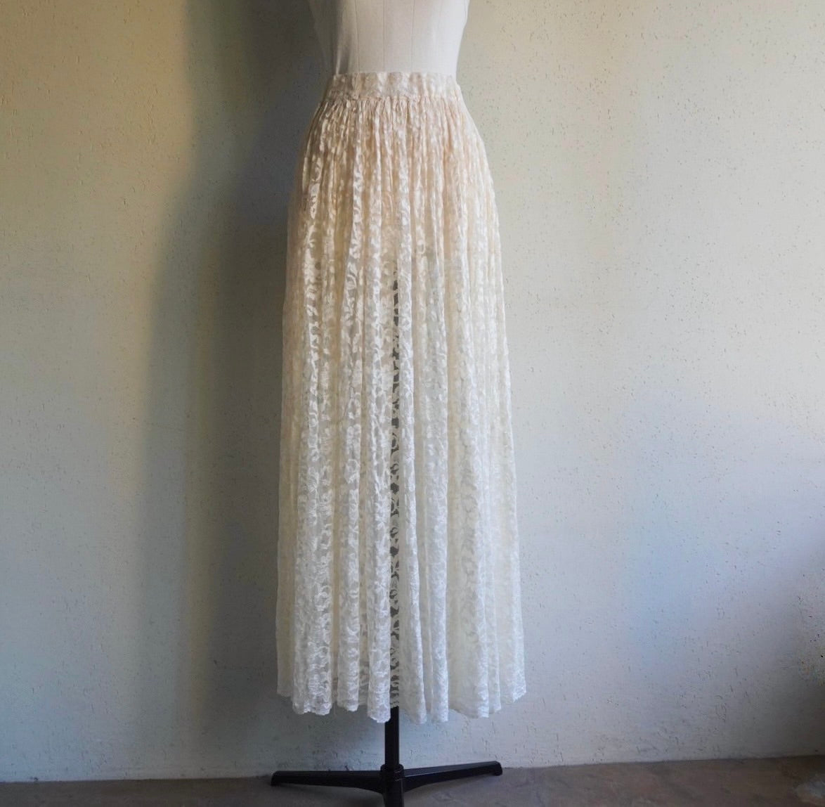 80s Lace Sheer Design Maxi Skirt