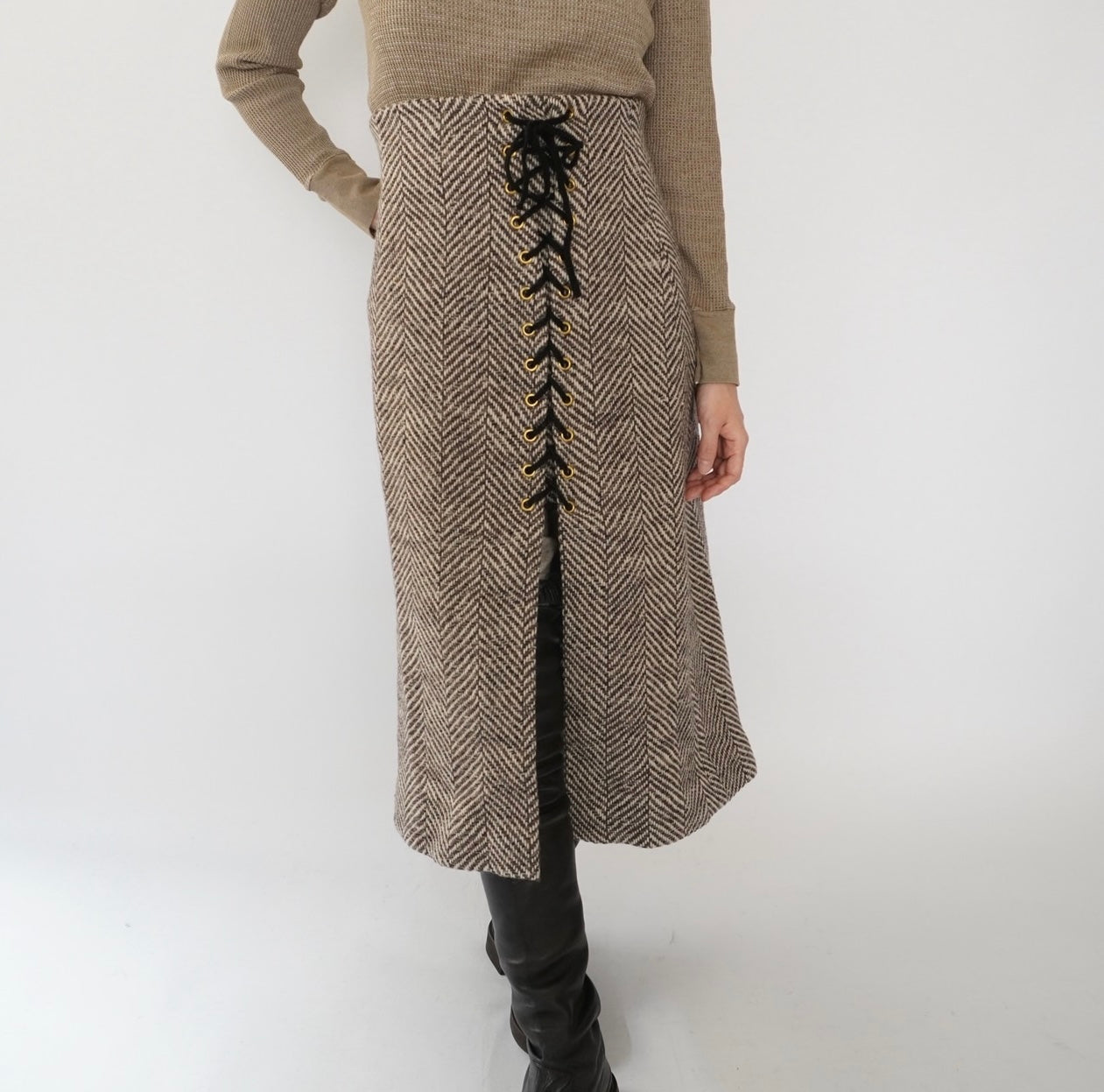 60s,70s "TRAINA BOUTIQUE" Lace Up Design Skirt