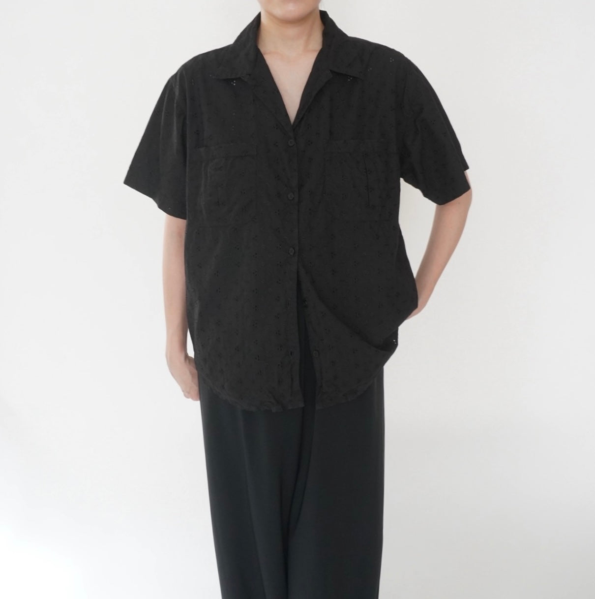 90s Embroidery Cut Lace Design Shirt
