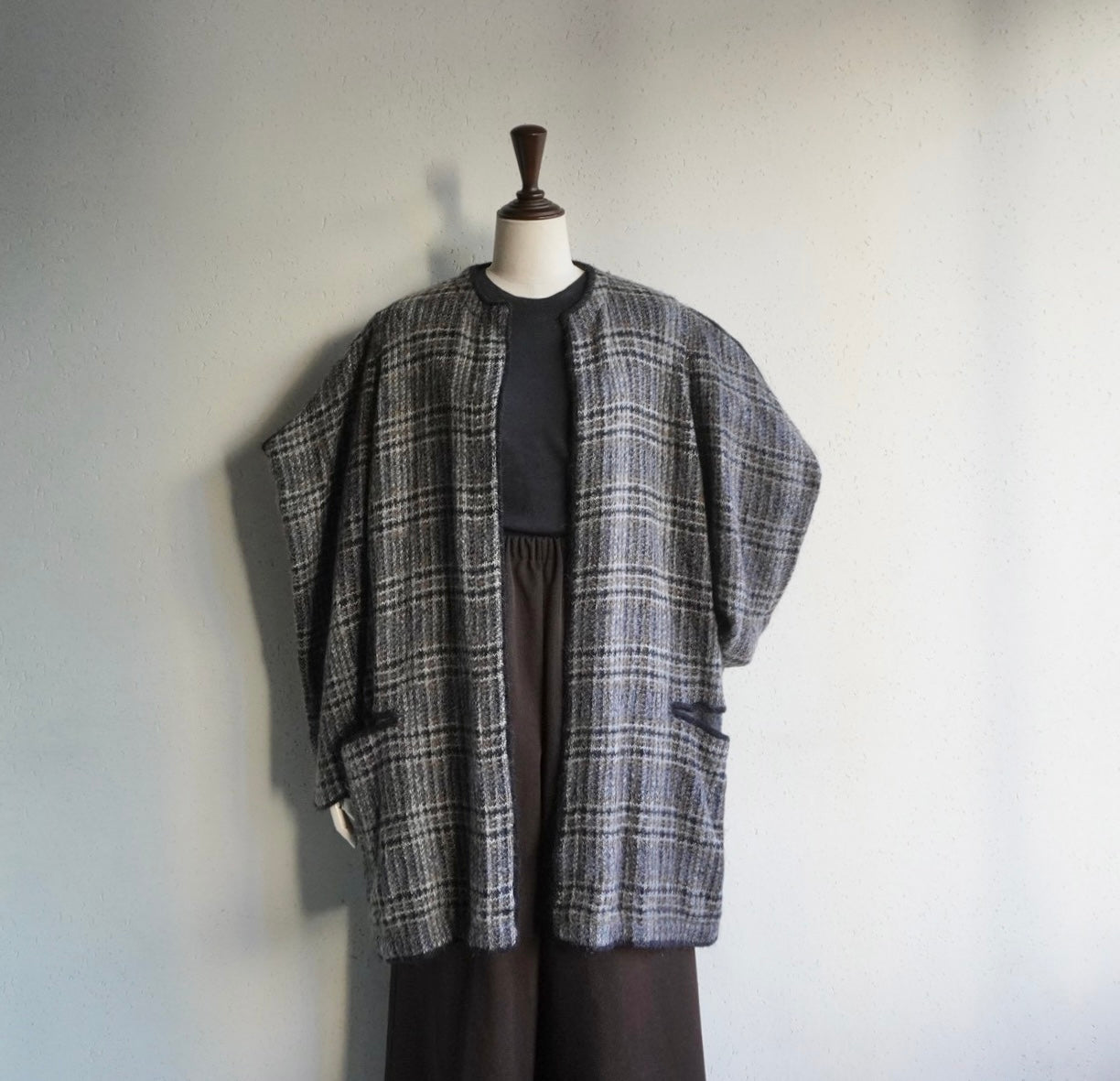 80s "ESCADA" Design Knit Robe Made in  W.Germany