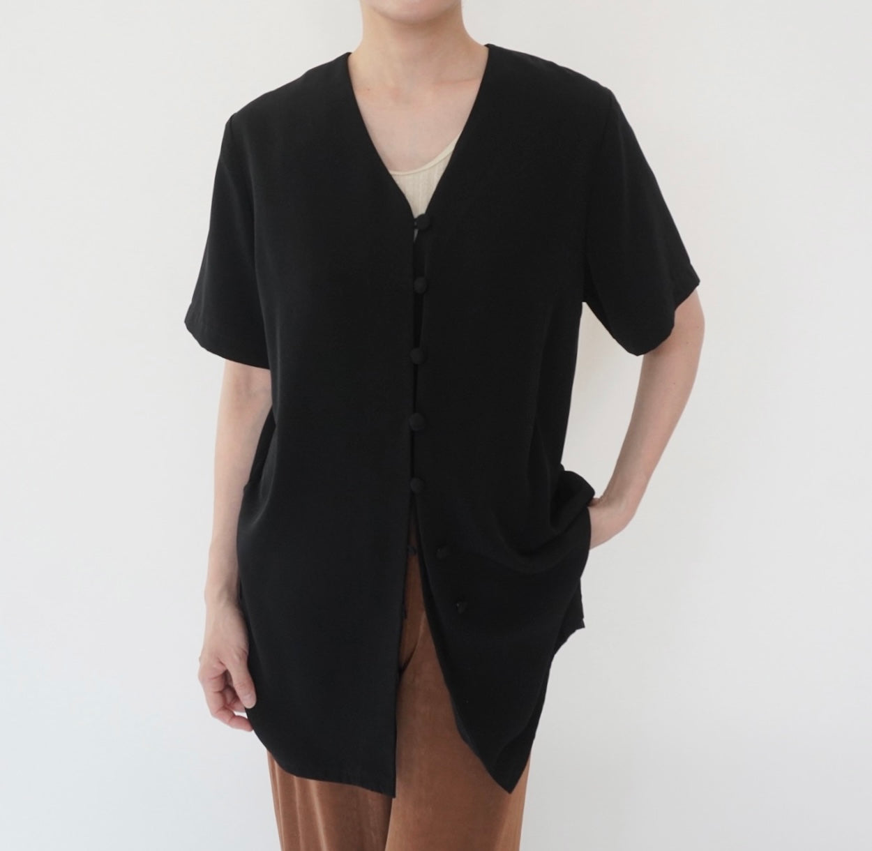 90s Black Design Shirt