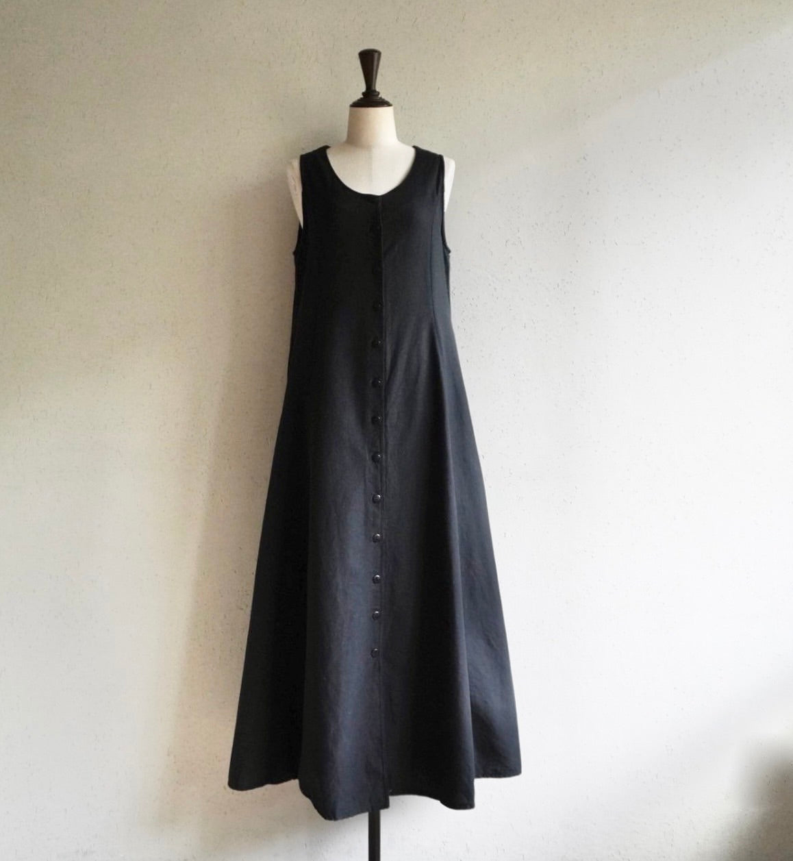 90s EURO Black Sleeveless Dress