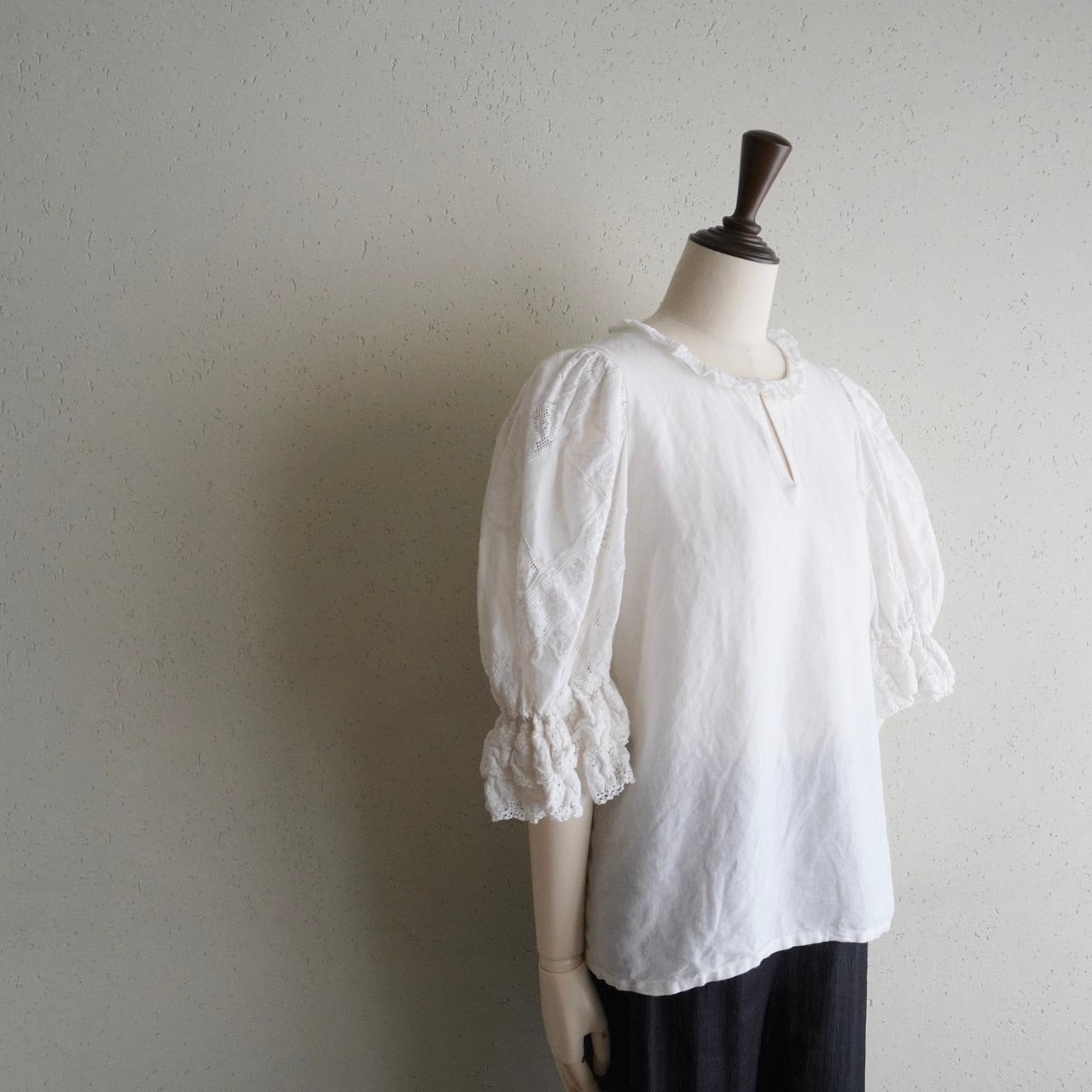 90s EURO Lace Blouse