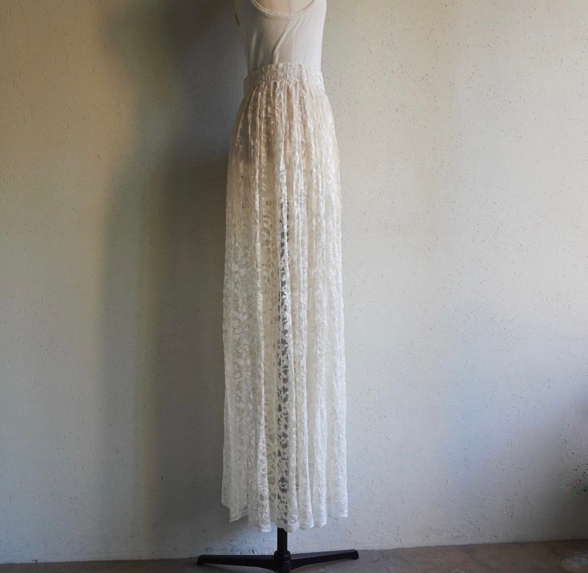 80s Lace Sheer Design Maxi Skirt