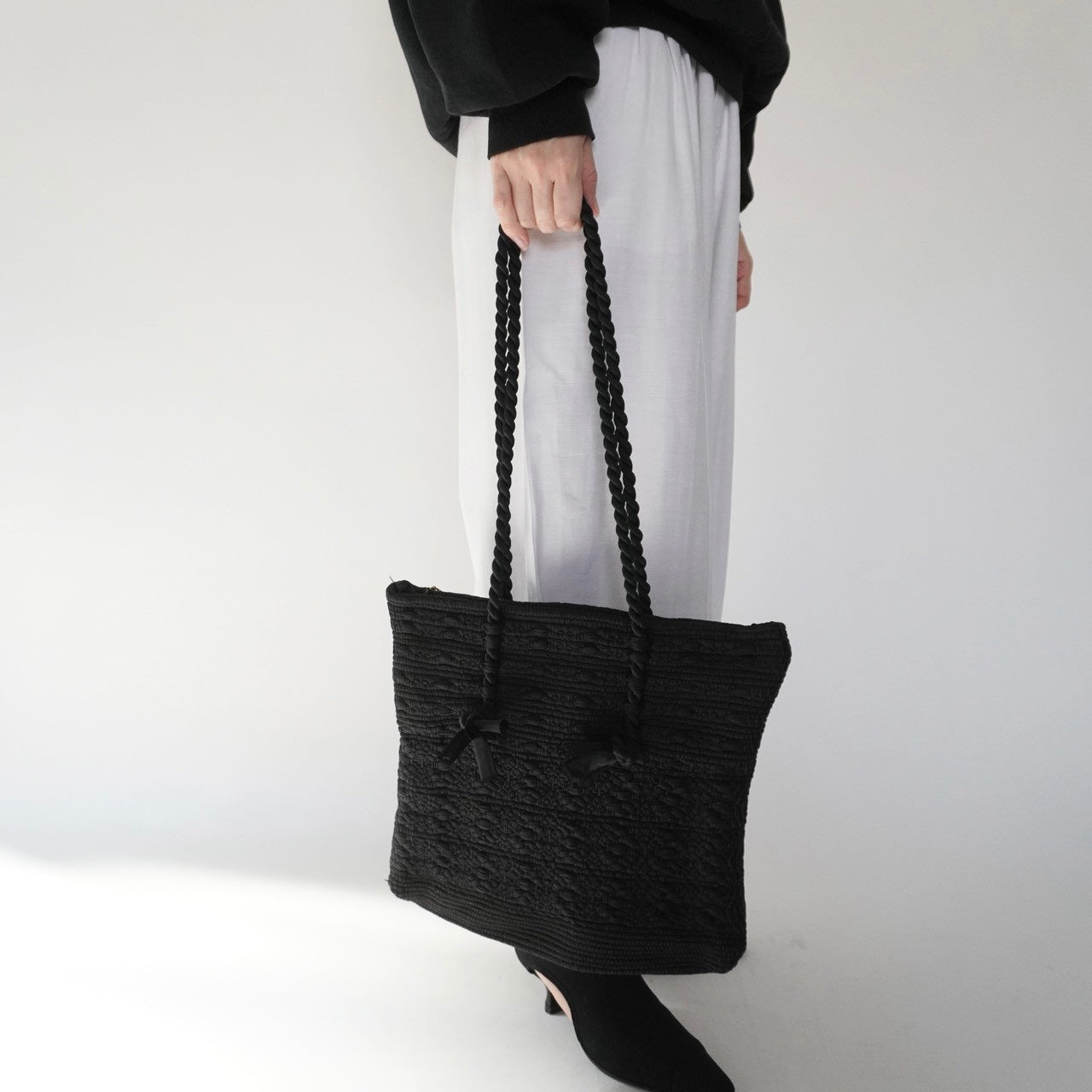 40s Woven Black Bag