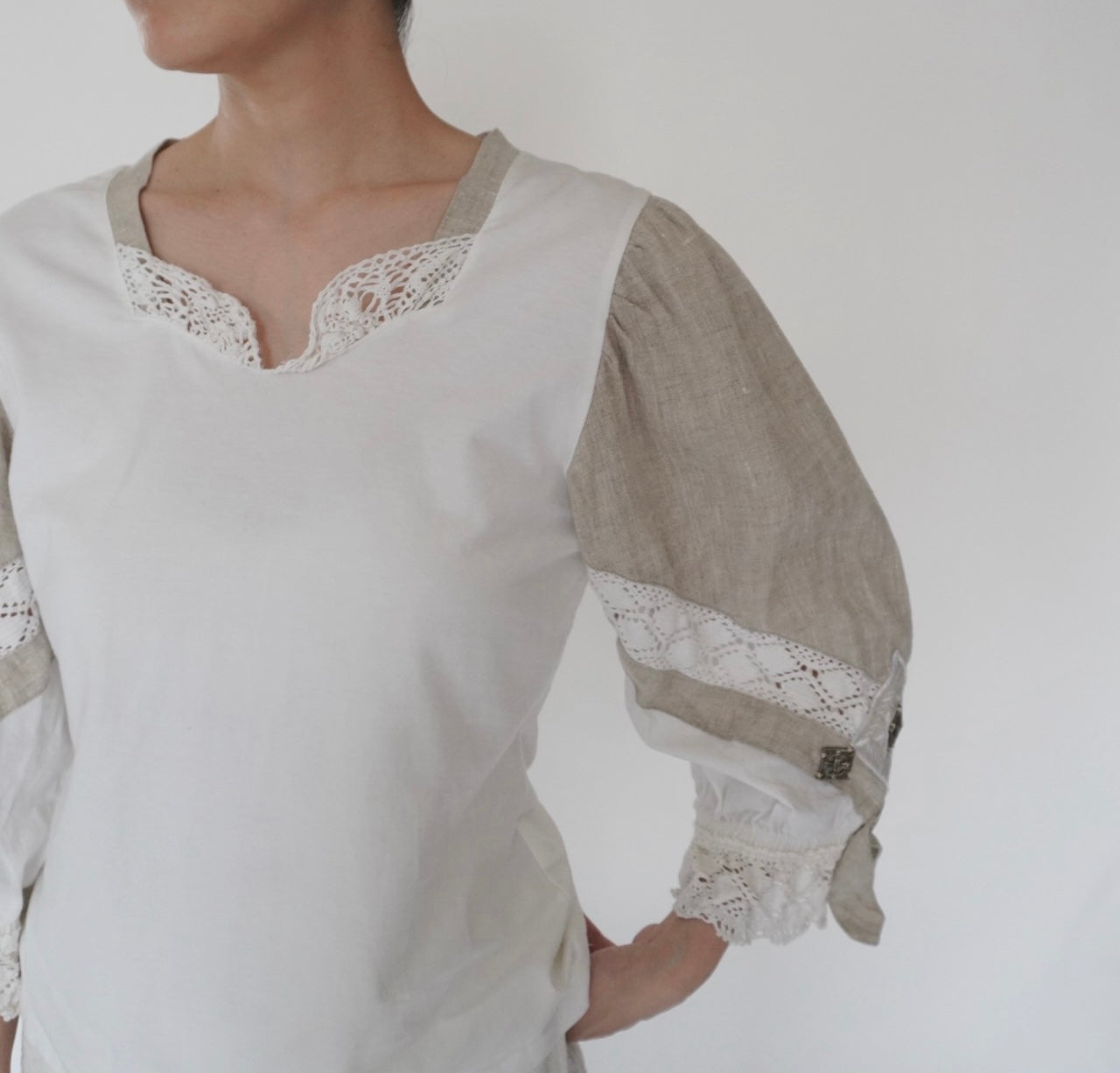 90s EURO Lace Design Top