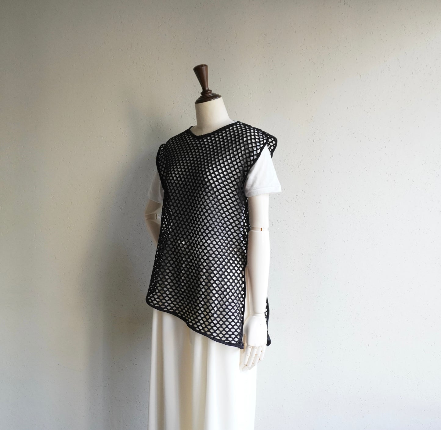 90s Mesh Design Top
