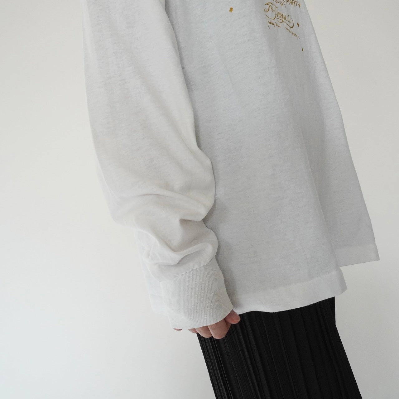 90s Printed Long Sleeves  T-shirt Made in USA