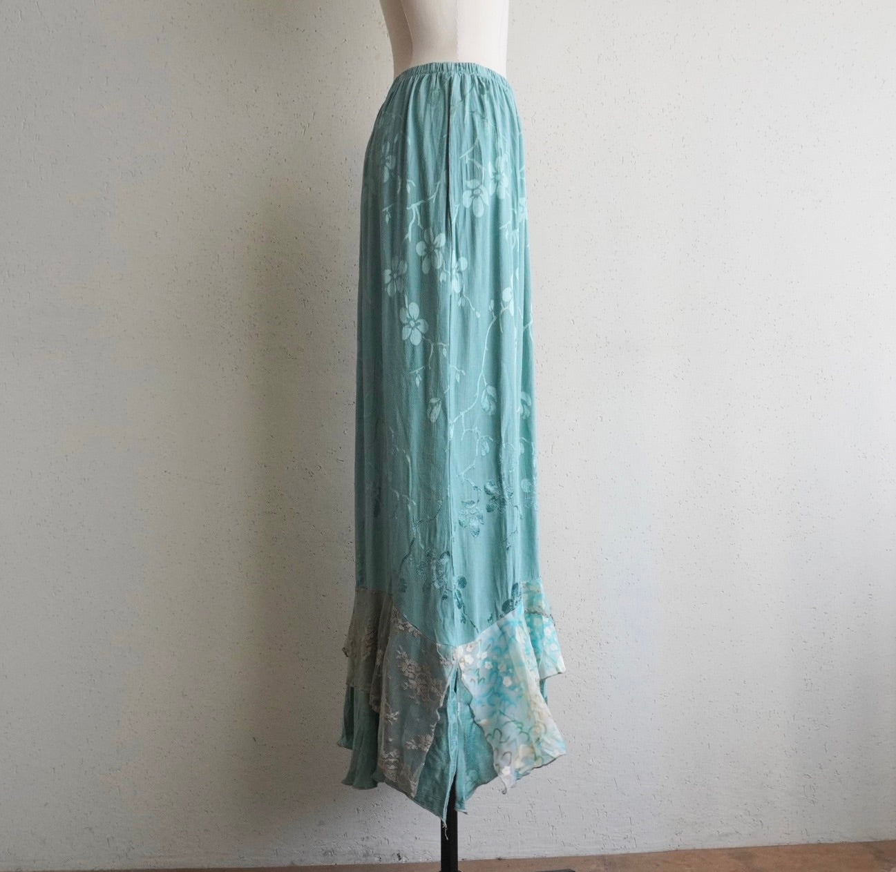 80s Lace Design Skirt Made in USA