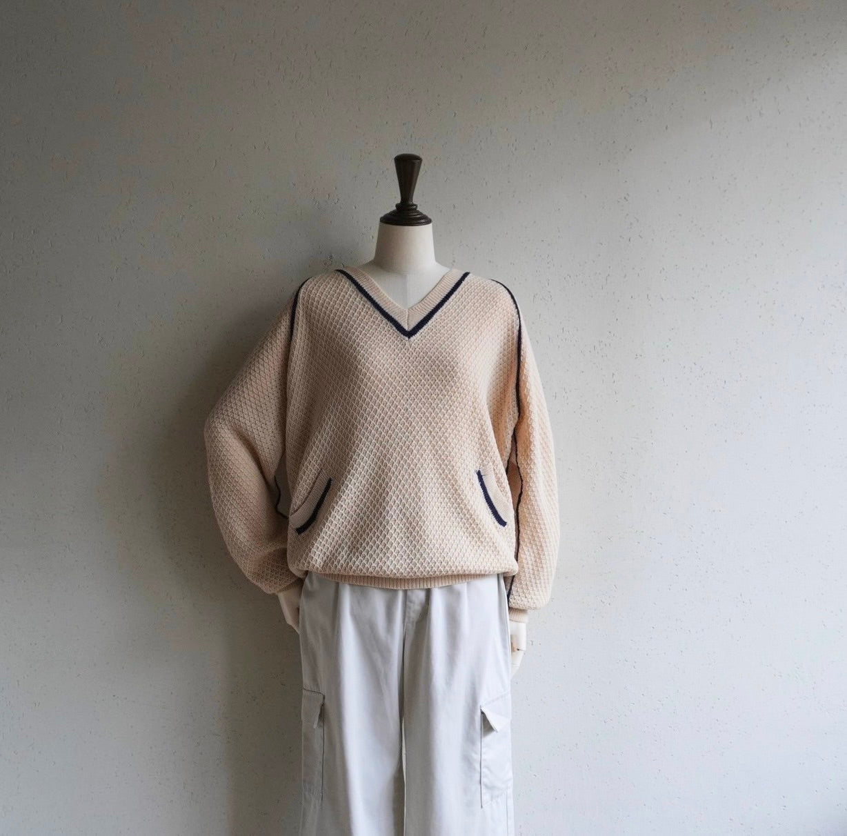 80s Line Design Knit Top