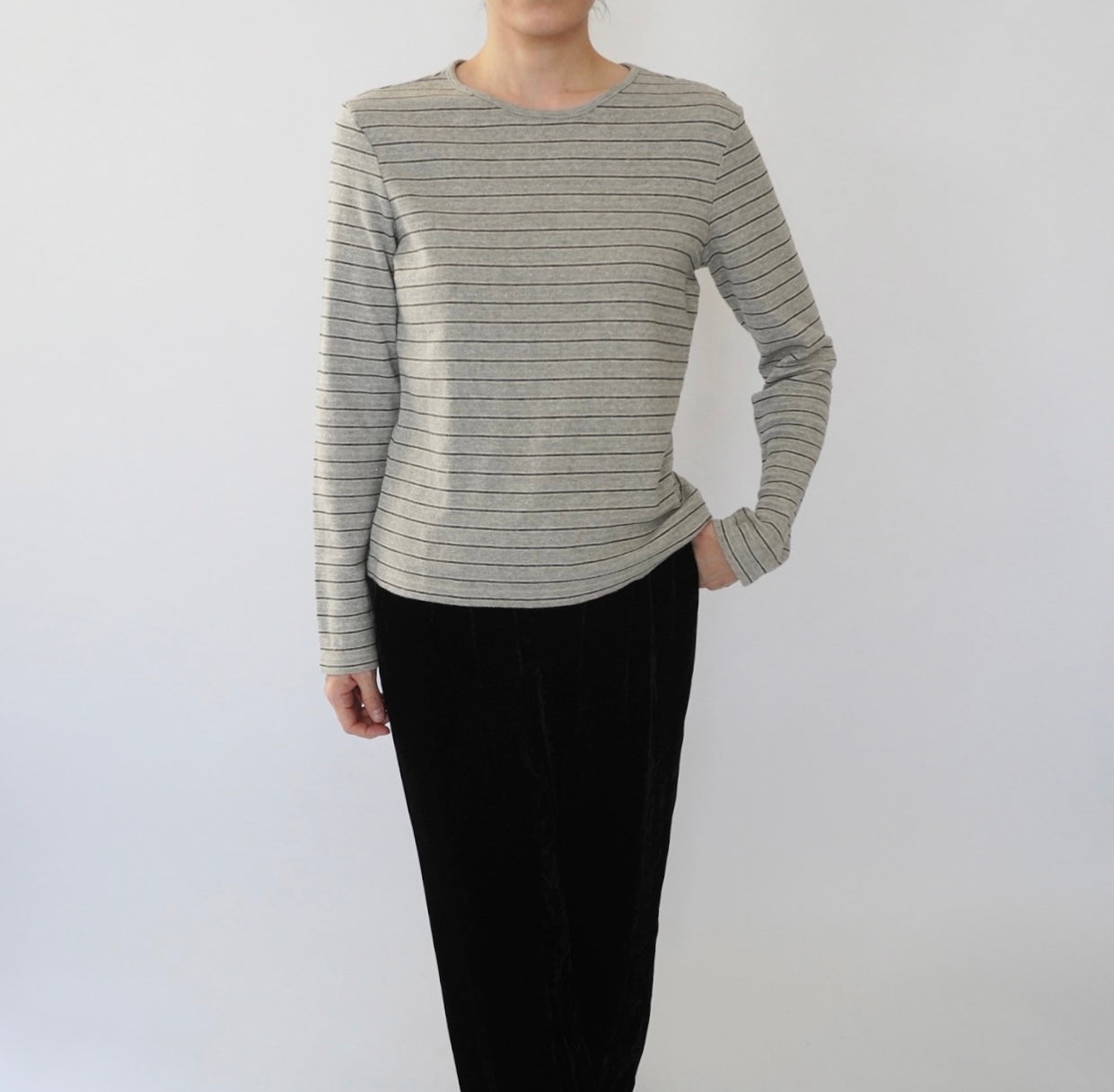 90s Gray Striped Top