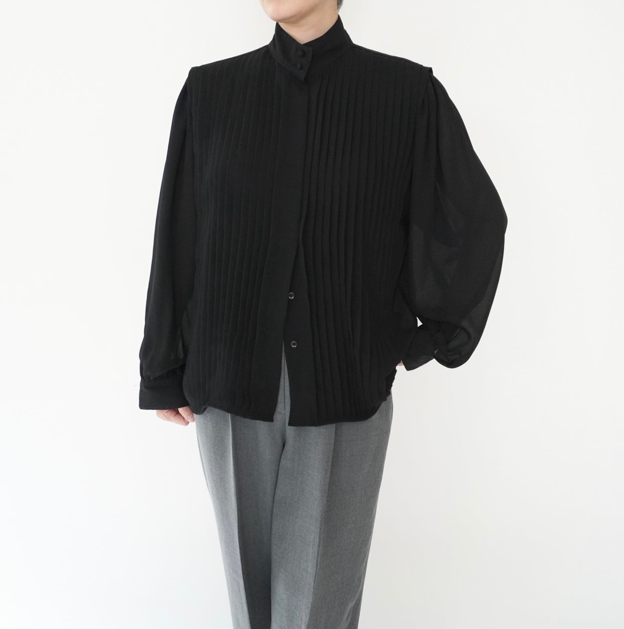 90s Pleated Design Blouse