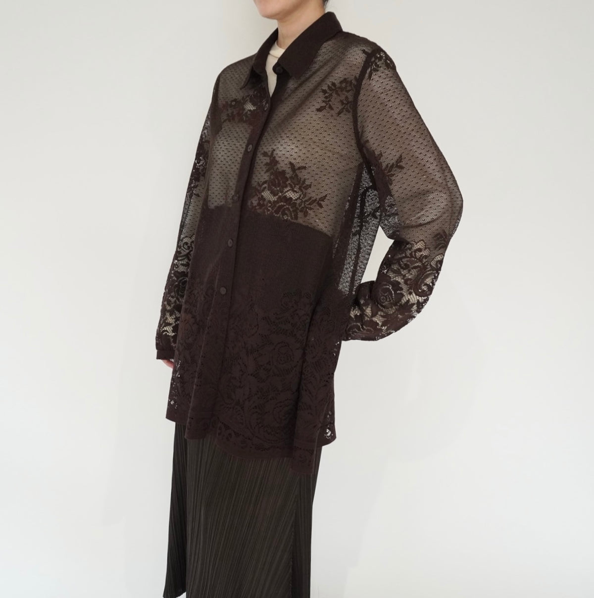 90s Lace Design Shirt