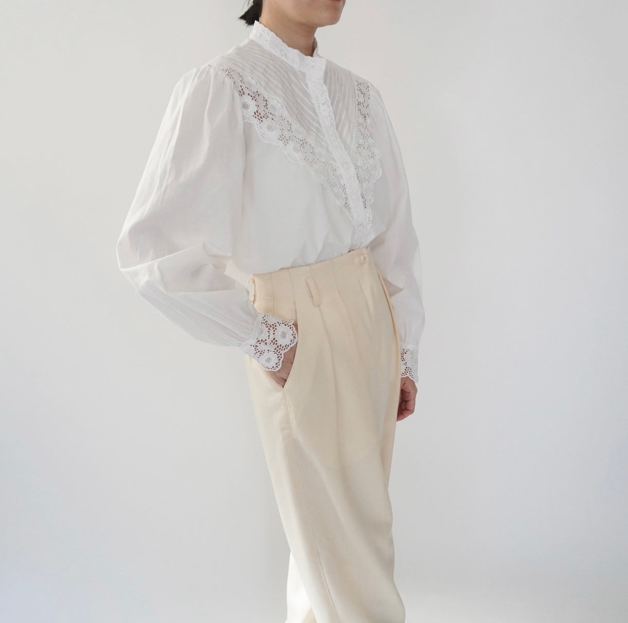 90s EURO Lace Design Blouse