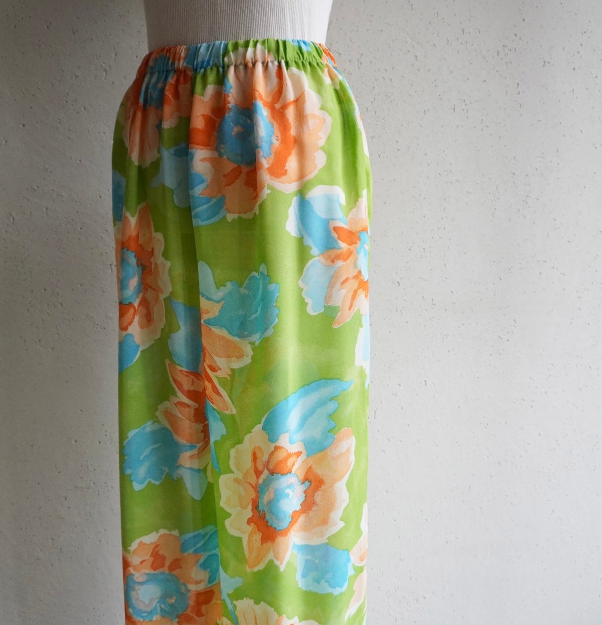 90s EURO Floral Print Pants