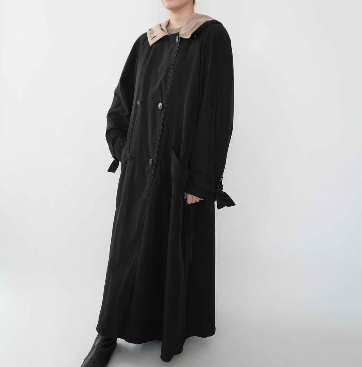 90s Black Design Maxi Coat