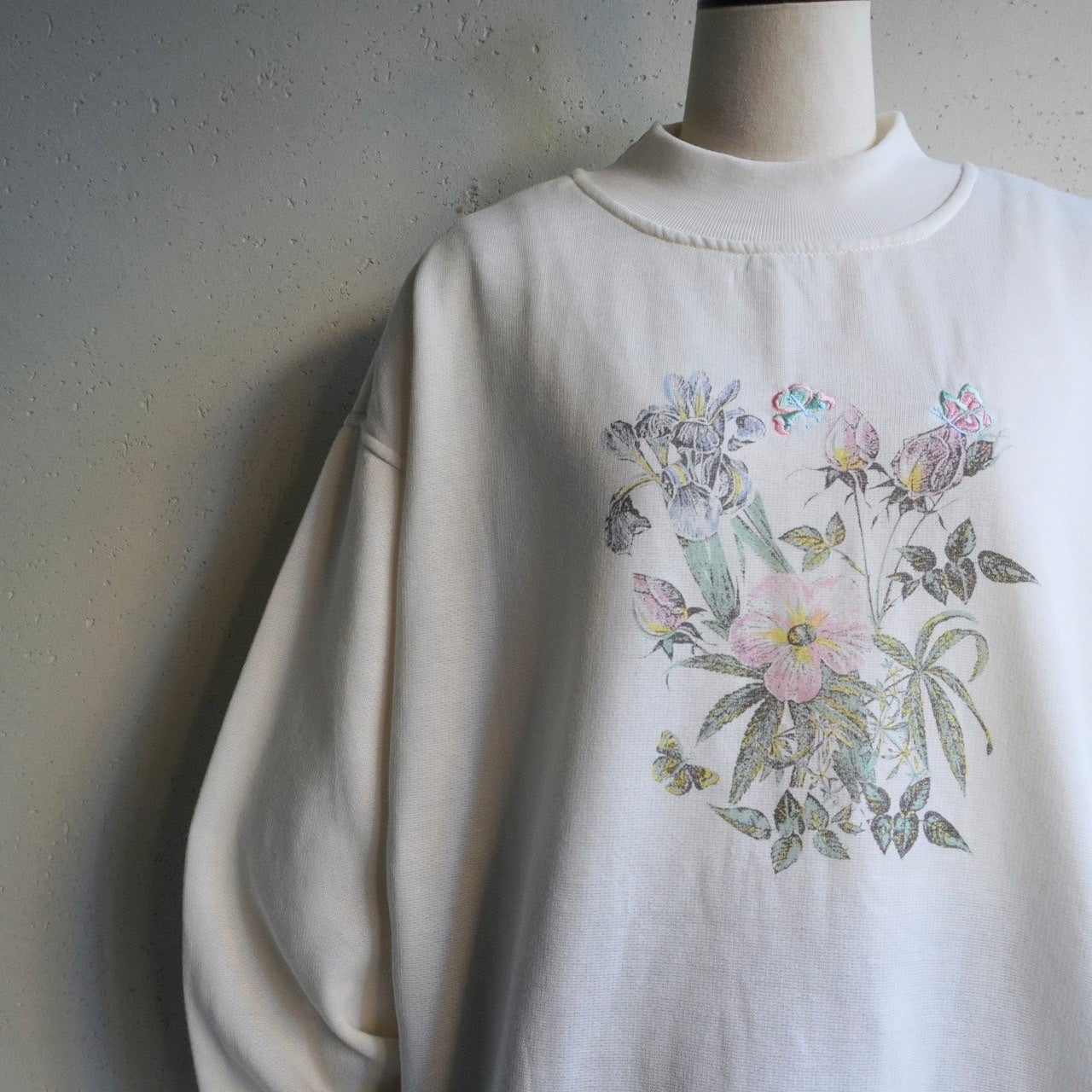 90s Printed Embroidery Sweater