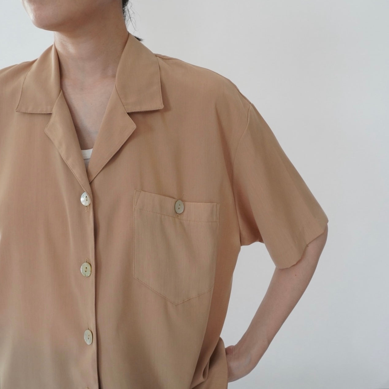 90s Beige Shirt