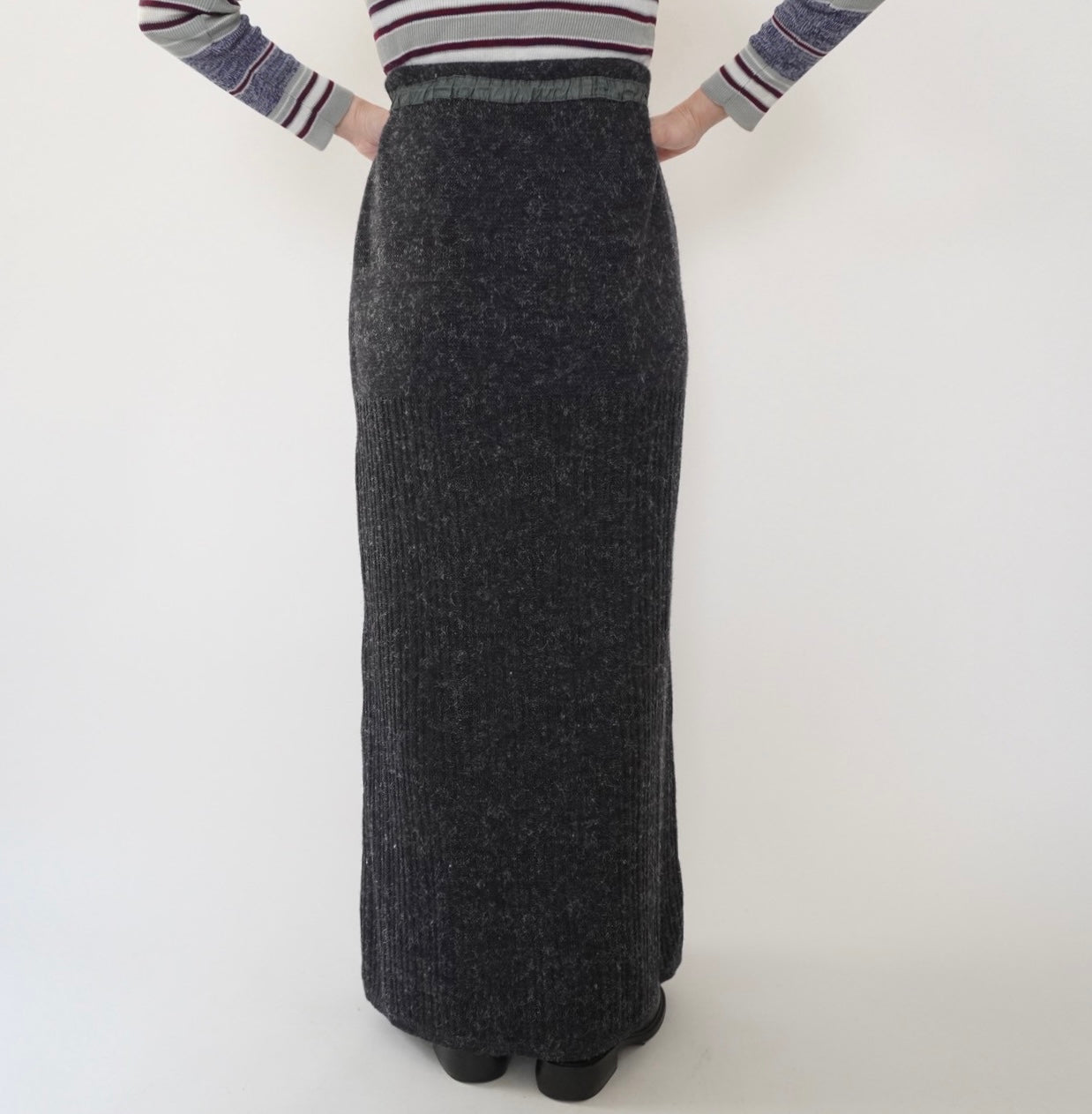 90s EURO Ribbed Knit Maxi Skirt