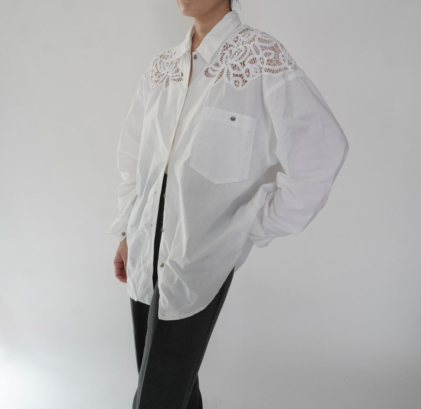 90s Lace Design Shirt