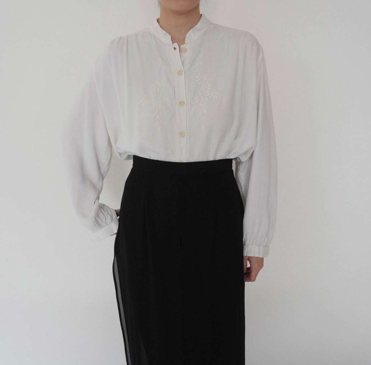 90s Embroidery Rayon Shirt